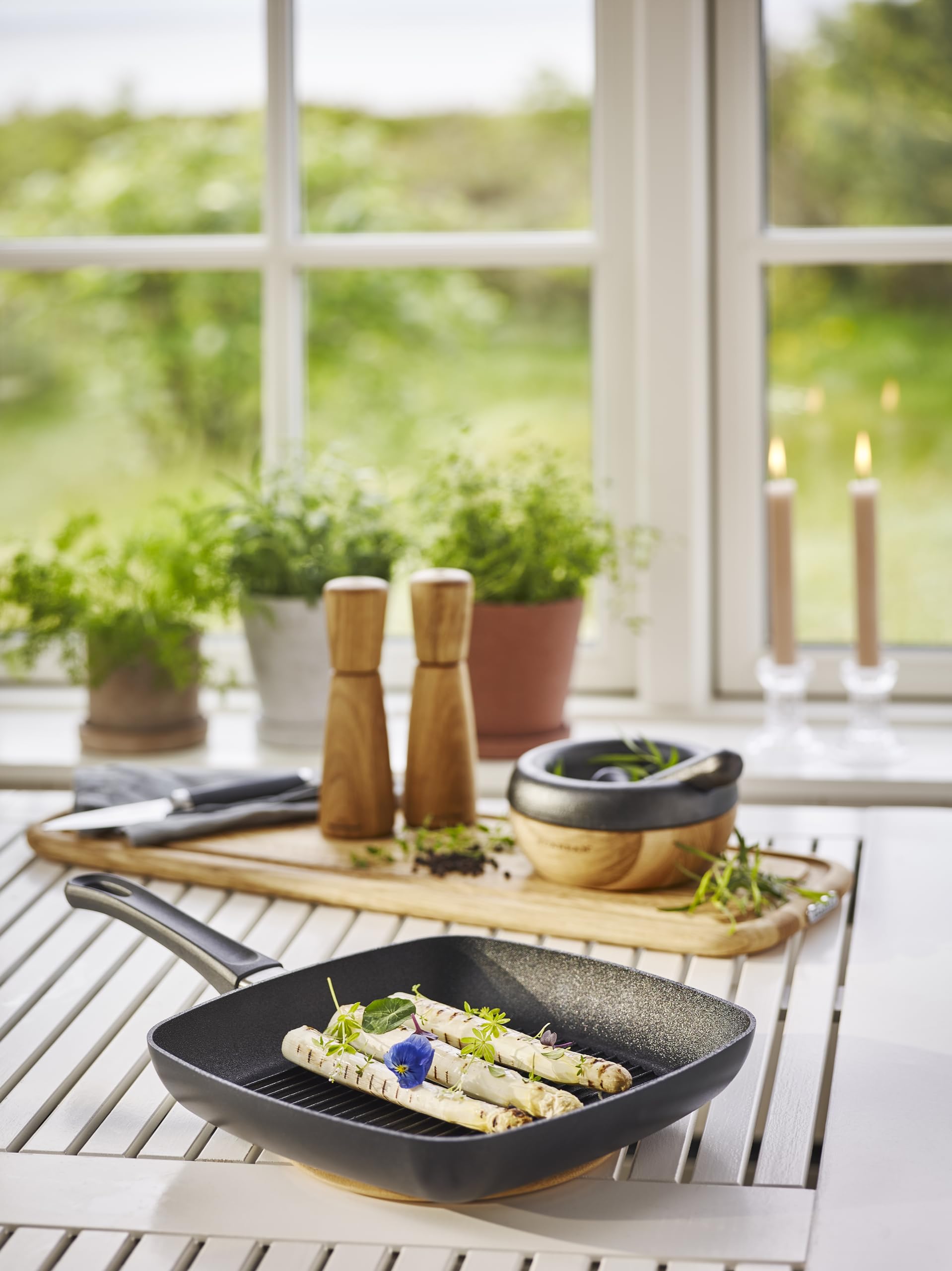 Scanpan Classic 10-1/2-inch Nonstick Square Grill Pan - Compatible with Gas and Electric Stovetops, Metal Utensil Safe, Oven Safe to 500°F, Dishwasher Safe, Black - Image 6