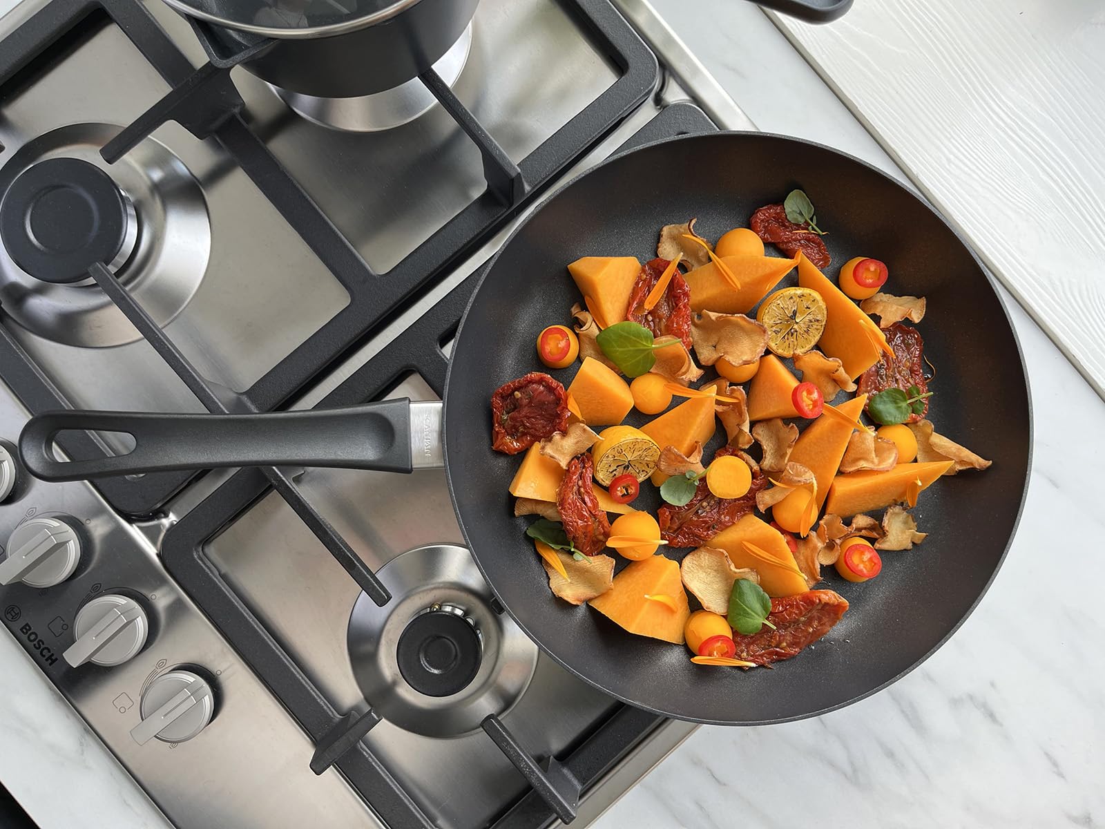 Scanpan Classic Nonstick 9.5" Stir-Fry Pan - Image 3