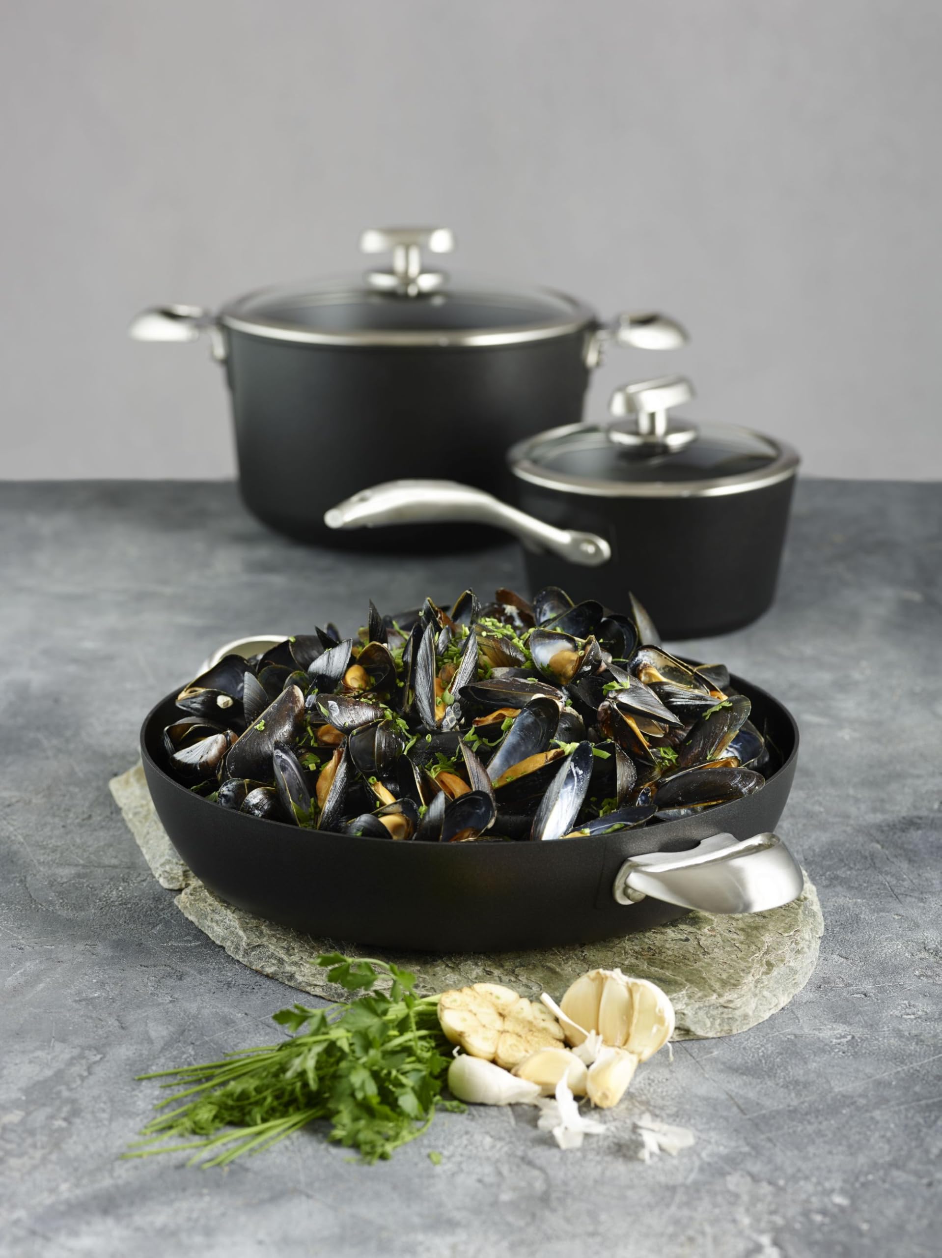 Scanpan Pro IQ 6.5 qt Nonstick Covered Dutch Oven - Compatible with All Cooktops, Induction Ready, Metal Utensil Safe, Oven Safe to 500°F, Dishwasher Safe - Image 4